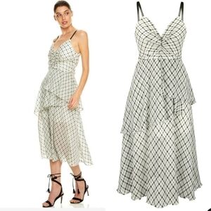 New TALULAH Wild Hearts Plaid White/Black Midi Dress NWT Size Medium/6 US